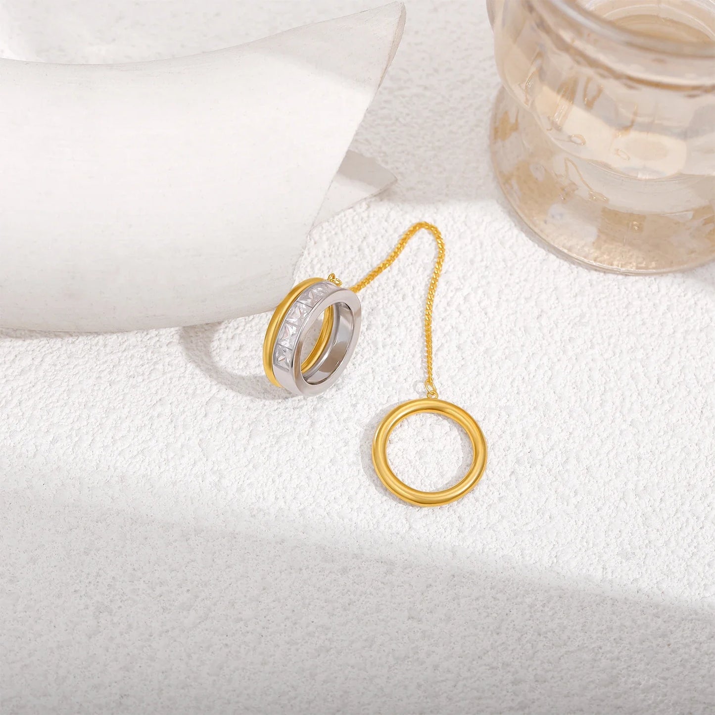Bague Double Chaîne Plaquée Or 18K — Zircon, Acier Inoxydable, Tailles US6-8