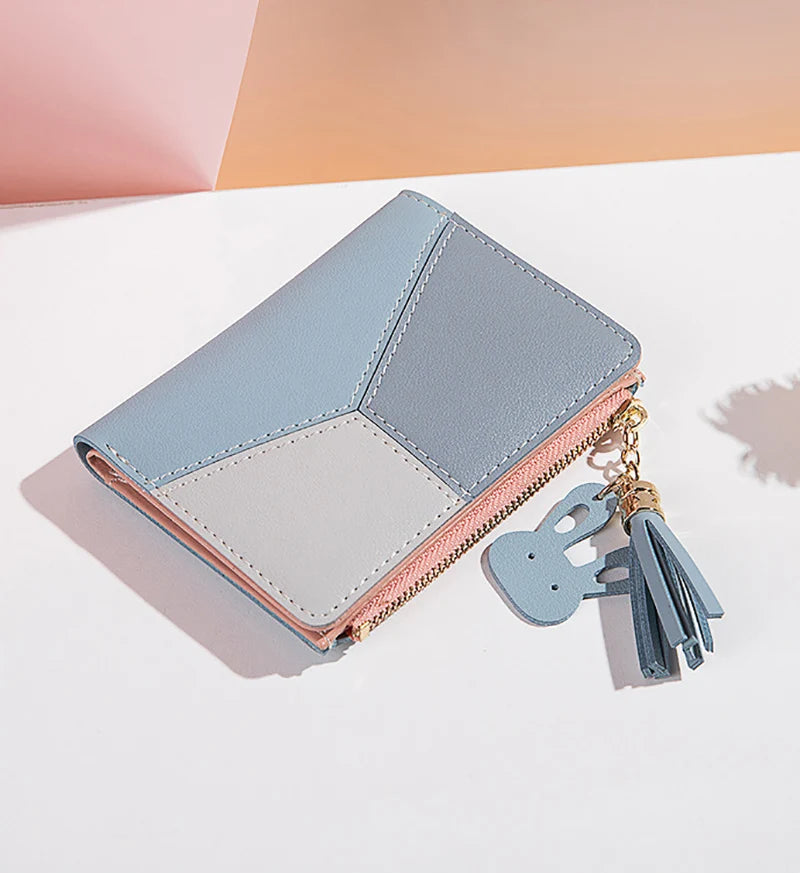 Portefeuille Femme Court avec Pompon - Porte-Monnaie PU Bicolore