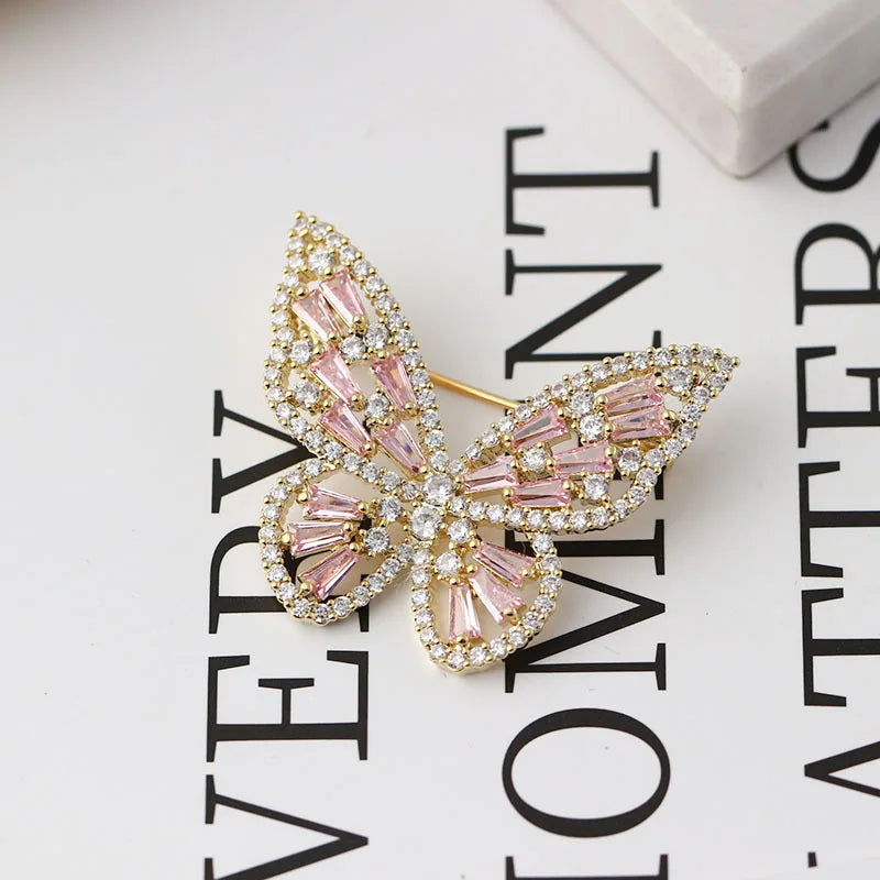Broche Papillon Argent 925 Zircons Cubiques Rose Violet – Bijou Fin Ajouré Luxe Femme