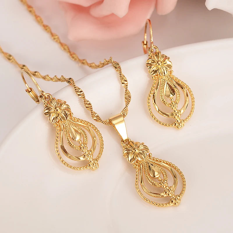 Ensemble Bijoux Éthiopien Fleurs Plaqué Or 24K – Collier Boucles Mariée Africaine