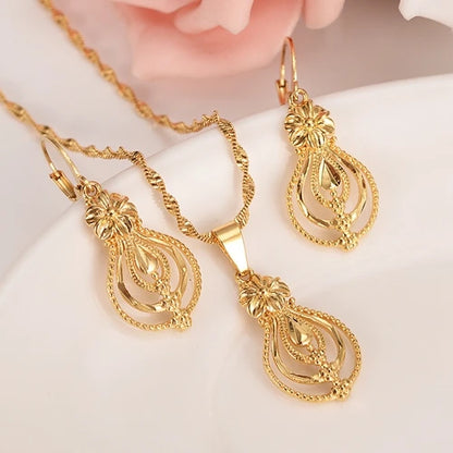 Ensemble Bijoux Éthiopien Fleurs Plaqué Or 24K – Collier Boucles Mariée Africaine