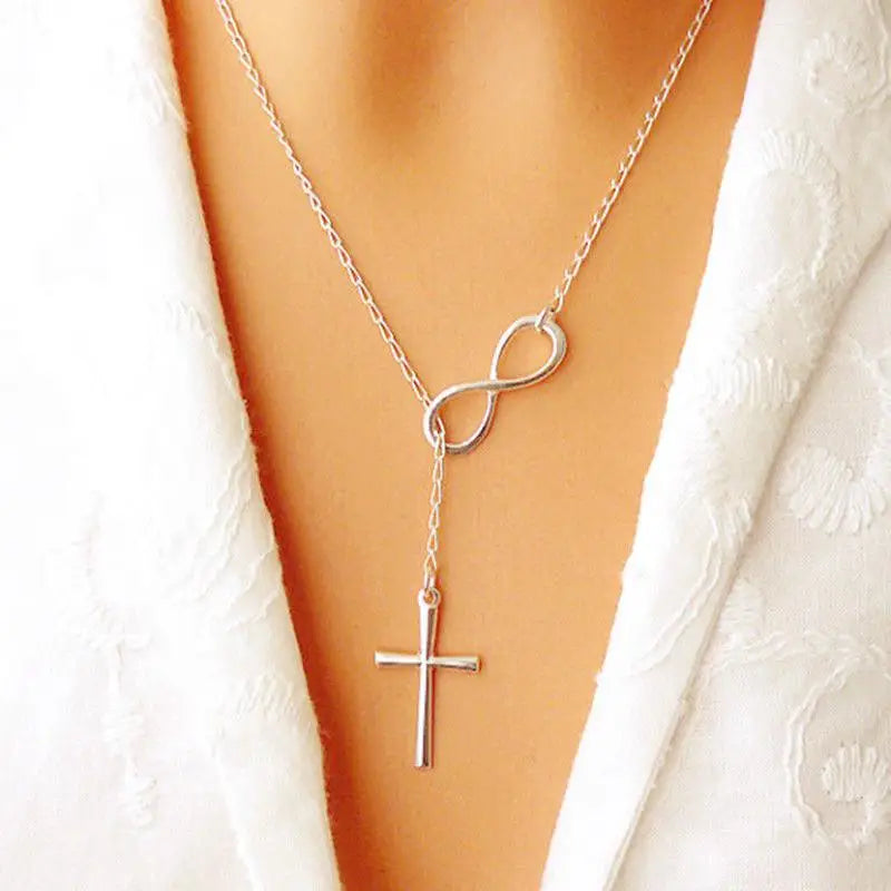 Collier Choker Oiseau Feuilles – Pendentif Statement Nature Doré