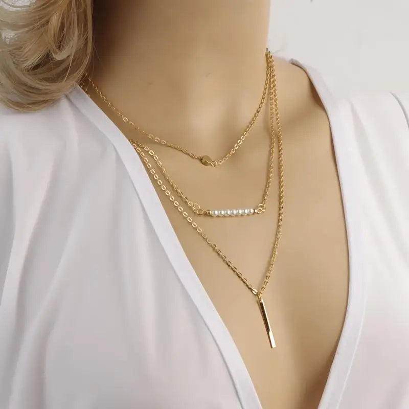 Collier Choker Oiseau Feuilles – Pendentif Statement Nature Doré