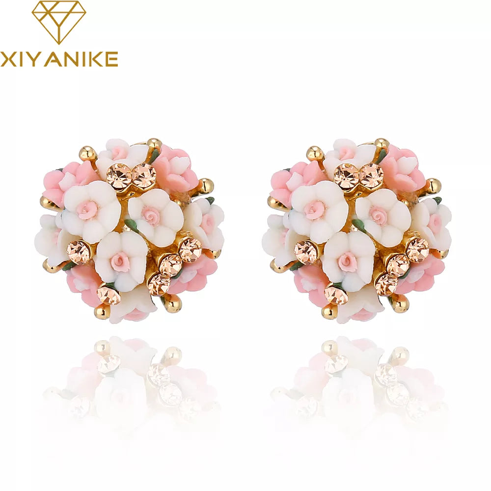 Boucles d'Oreilles Fleur Cristal Rose Blanc - Clous Femme Élégantes - Bijoux Cadeau