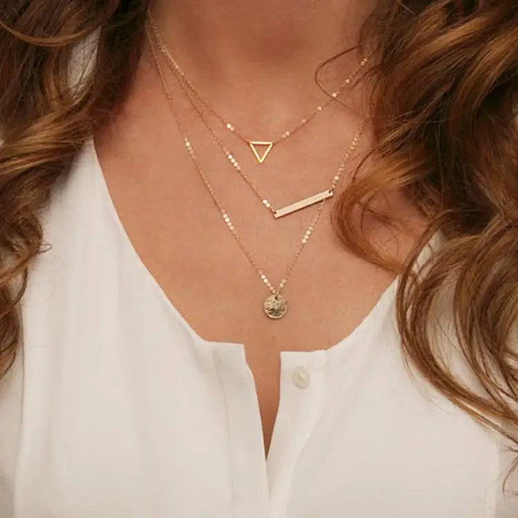 Collier Choker Oiseau Feuilles – Pendentif Statement Nature Doré