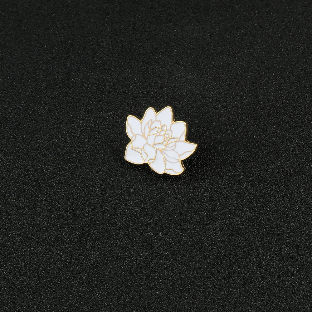 Pin's Émaillé Fleur de Lotus Blanc Bouddhiste – Broche Badge Spirituel Japonais Unisexe