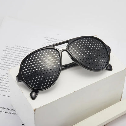 Lunettes Anti-Myopie à Trous Sténopéiques - Correction Vision Naturelle et Réduction Fatigue Oculaire
