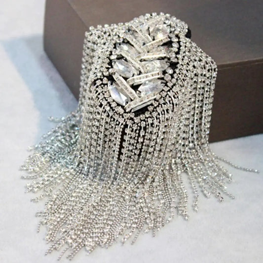 Handmade Sparkling Rhinestone Shoulder Brooch – Trendy Unisex Shoulder Jewelry