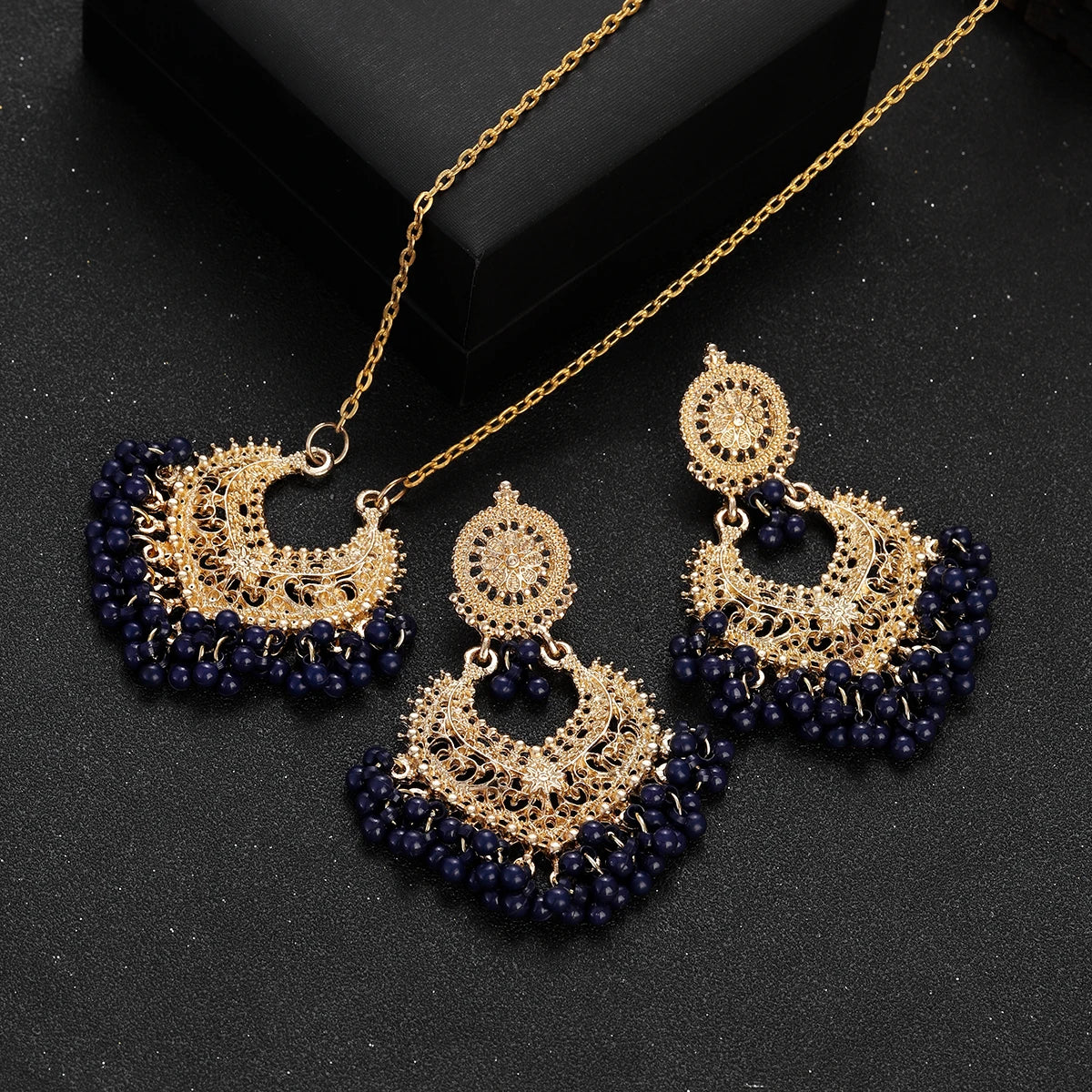 Ensemble Bijoux Indien Perles Pompons Doré – Collier Boucles Vintage