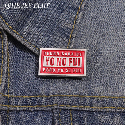 Pin's Émaillé Citation Espagnole Humoristique – Broche Badge Texte Créatif Unisexe