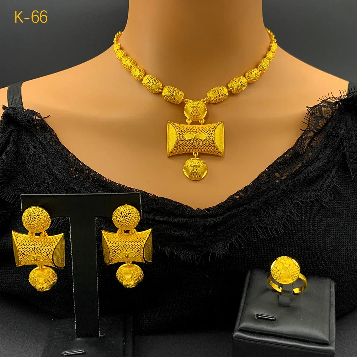 Parure Mariée Indienne Éthiopienne Plaqué Or 24k - Collier, Boucles, Bague et Bracelet