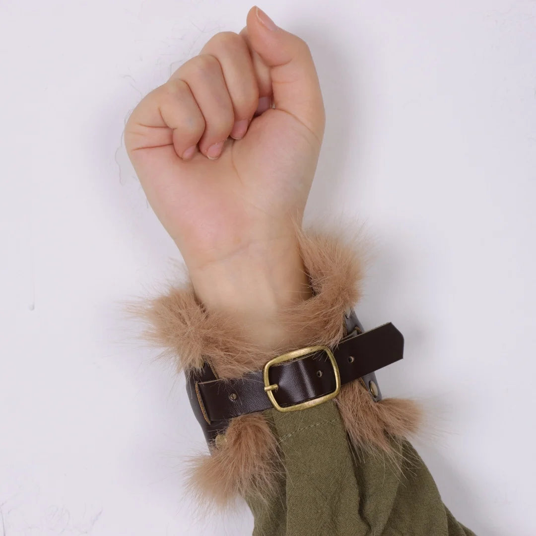 Bracelets Médiévaux en Cuir Synthétique avec Bordure en Fourrure - Cosplay & Costume