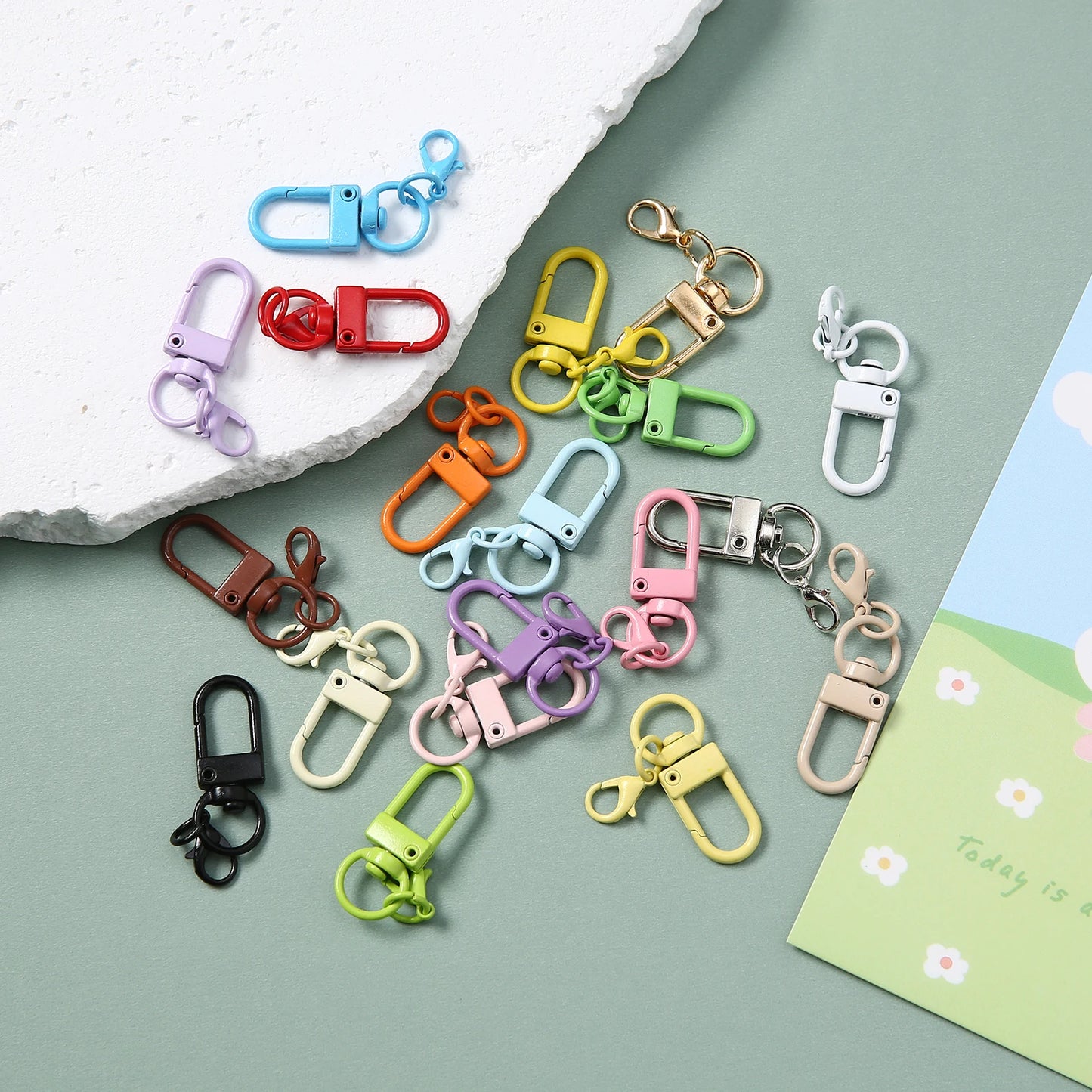 Mousquetons Métalliques Colorés – Lot de 10, 50 ou 100 pcs