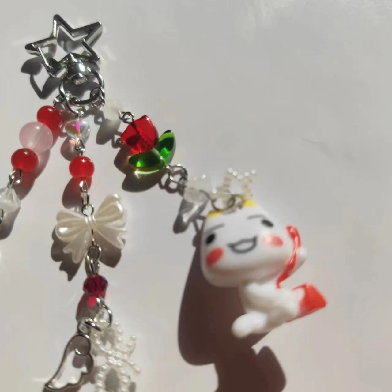 Porte-Clés Kawaii Perles Fraise Animé – Charm Sac Y2K Mignon