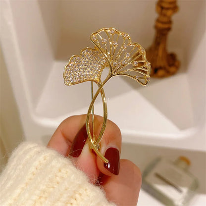 Broche Feuille Ginkgo Rétro Élégante Strass – Pin's Plante Corsage Luxe Femme
