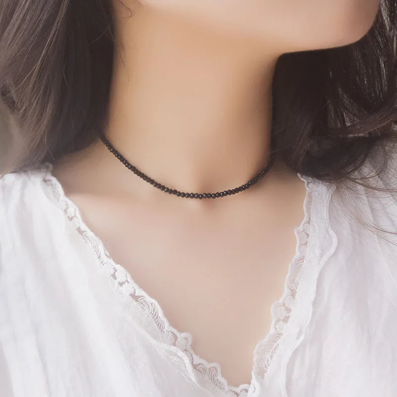 Collier Choker Perles Noires Minimaliste - Ras-du-Cou Court Élégant