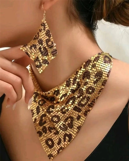 Ensemble Bijoux Imprimé Léopard – Collier Bavette Boucles Pendantes Sexy