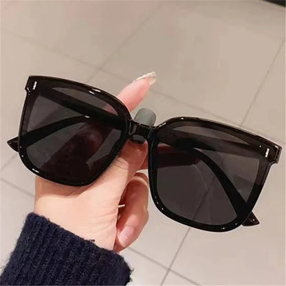 Lunettes de Soleil Carrées Rétro — Protection UV400, Unisexe, 5 Coloris