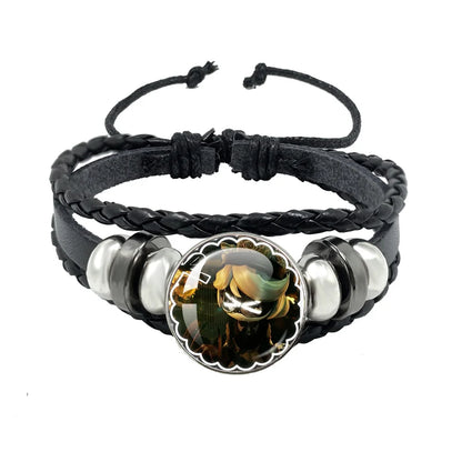 Bracelet Murder Drones Uzi x N – Cabochon Verre Cuir Ajustable Fan Art
