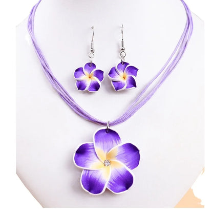 Parure Bohème Fleurs Frangipanier Tressées - Collier et Boucles Plage