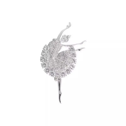 Broche Ballerine Cristal – Bijou Élégant Strass Doré