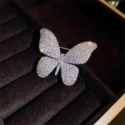 Broche Papillon Luxueuse Exquise – Pin's Fleur Poitrine Élégant Femme