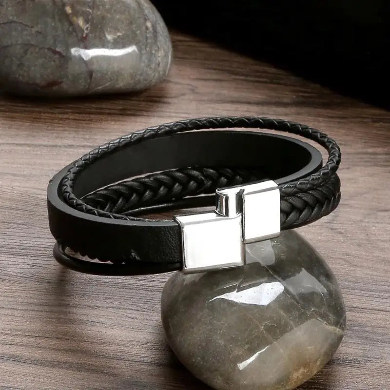 Bracelet Cuir Tressé Multicouche Punk – Boucle Magnétique Croix Homme