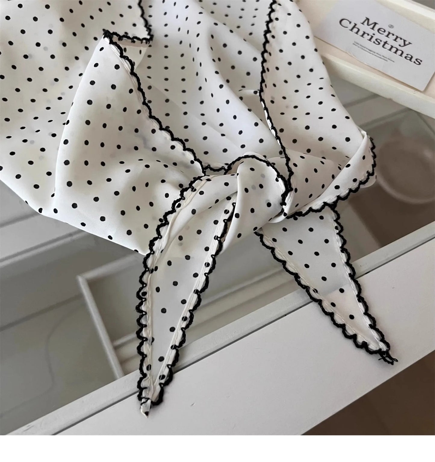 Foulard Tête Blanc Pois Coréen Femme - Triangle Soie Cheveux Style Kawaii Français