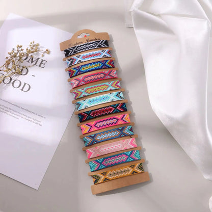 Ensemble 12 Bracelets Tissés Bohème Rétro Rayés – Ajustables Unisexe