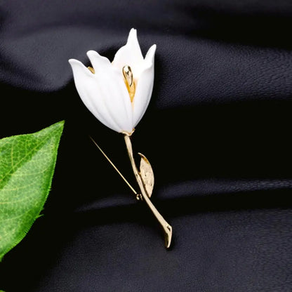 Broche Fleur Tulipe Émaillée Rose Blanc Luxueuse – Pin's Élégant Romantique Femme