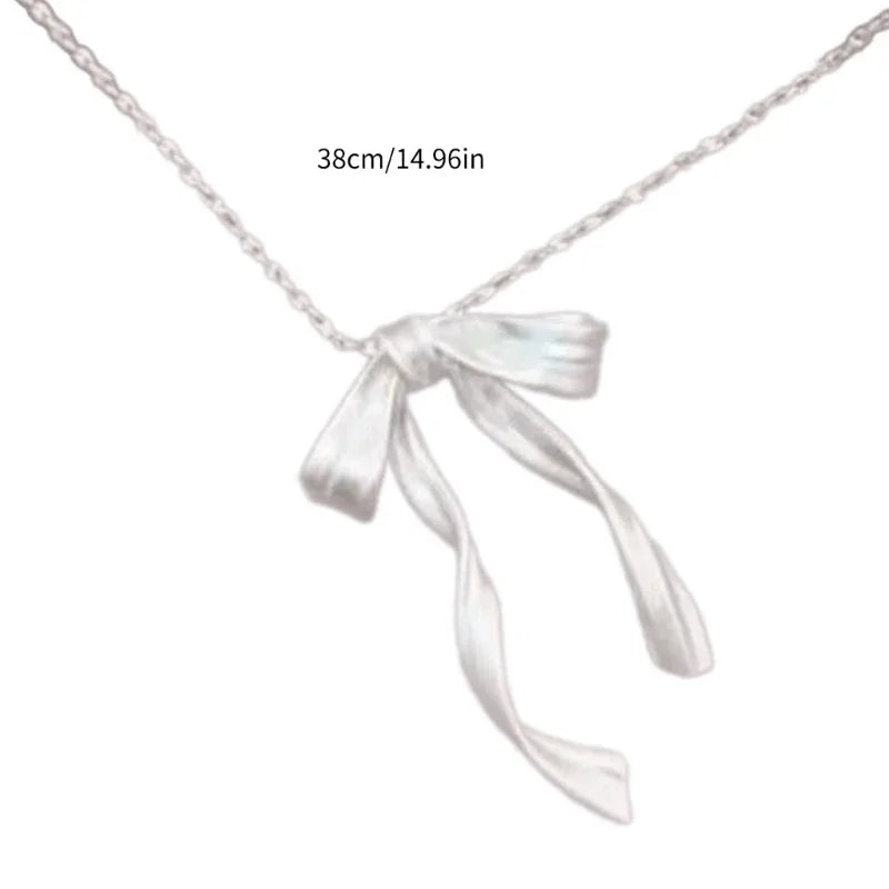 Collier Pendentif Nœud Papillon Délicat - Chaîne Clavicule Tendance
