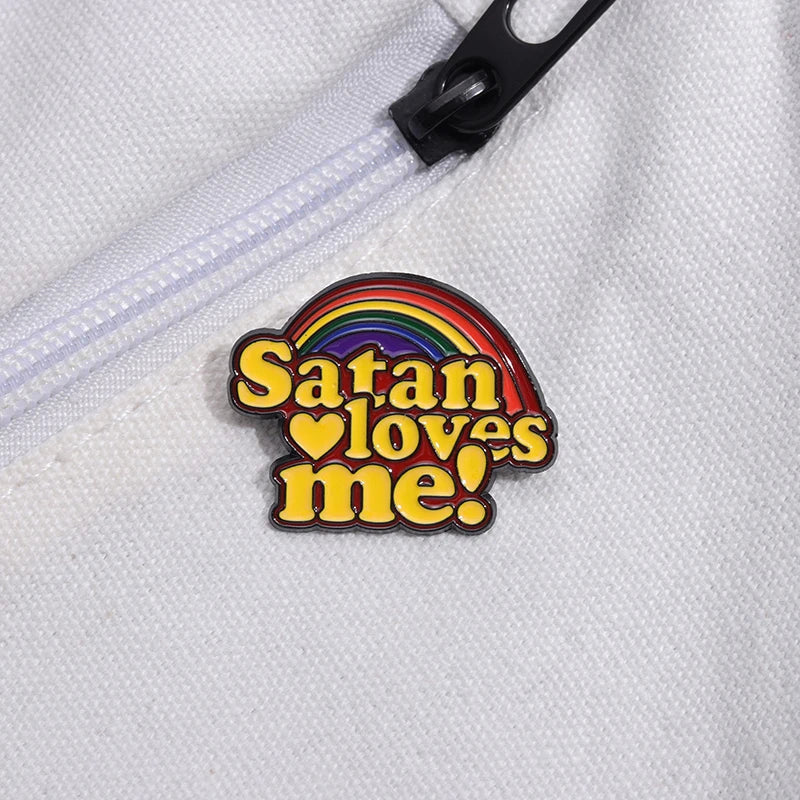 Pin's Émaillé Arc-en-Ciel Love Me – Broche Badge Romantique Mignon Unisexe