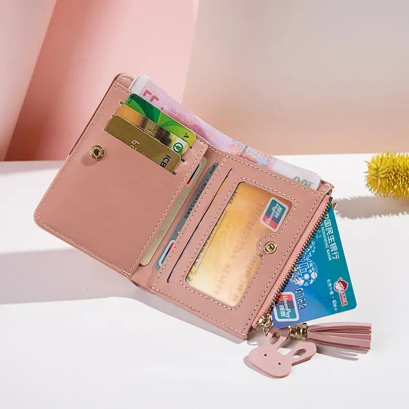Portefeuille Court Femme Cuir PU avec Pompon - Porte-Cartes Pliable Portable