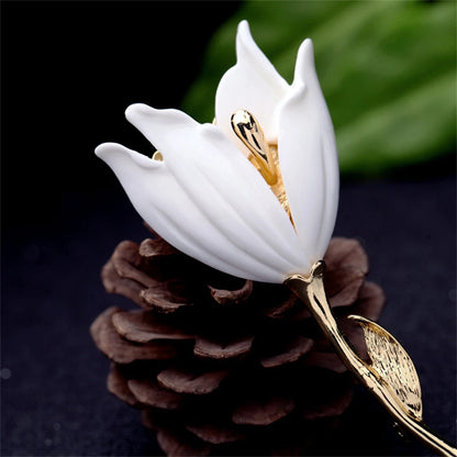 Broche Fleur Tulipe Émaillée Rose Blanc Luxueuse – Pin's Élégant Romantique Femme