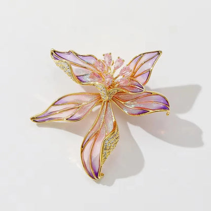 Broche Florale Romantique – Pin Élégant Rose Pivoine Iris