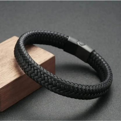 Bracelet Magnétique en Cuir Noir – Élégance Masculine