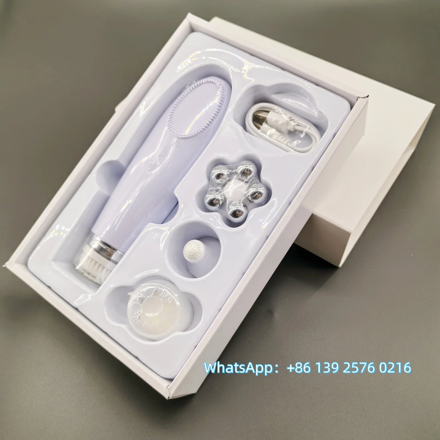 Appareil Nettoyage Facial 4-en-1 Silicone - Brosse Électrique Lifting Visage Anti-Âge Rose