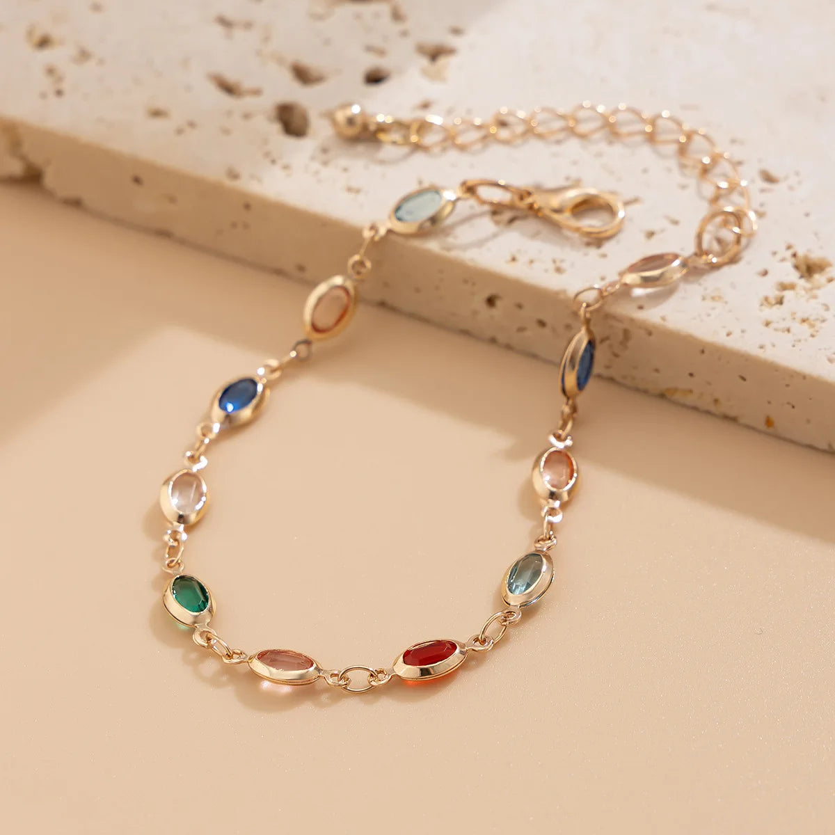 Bracelet Cristaux Colorés Bohème Tissé Main Créatif – Chaîne Dorée Simple Femme
