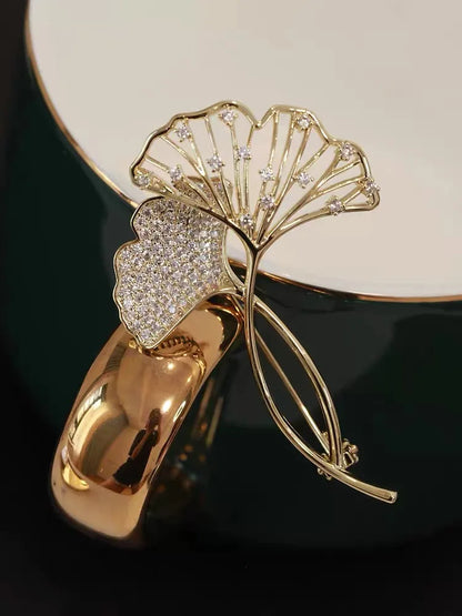 Broche Feuille Ginkgo Rétro Élégante Strass – Pin's Plante Corsage Luxe Femme