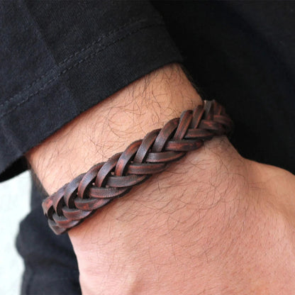 Bracelet en Cuir Tressé pour Homme — Bijou Artisanal, Cadeau Idéal