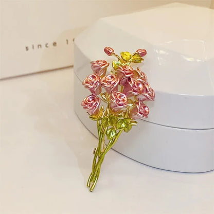 Broche Fleur Pivoine Strass Perle Luxe Résine Élégante – Pin's Mariage Soirées Couple Unisexe