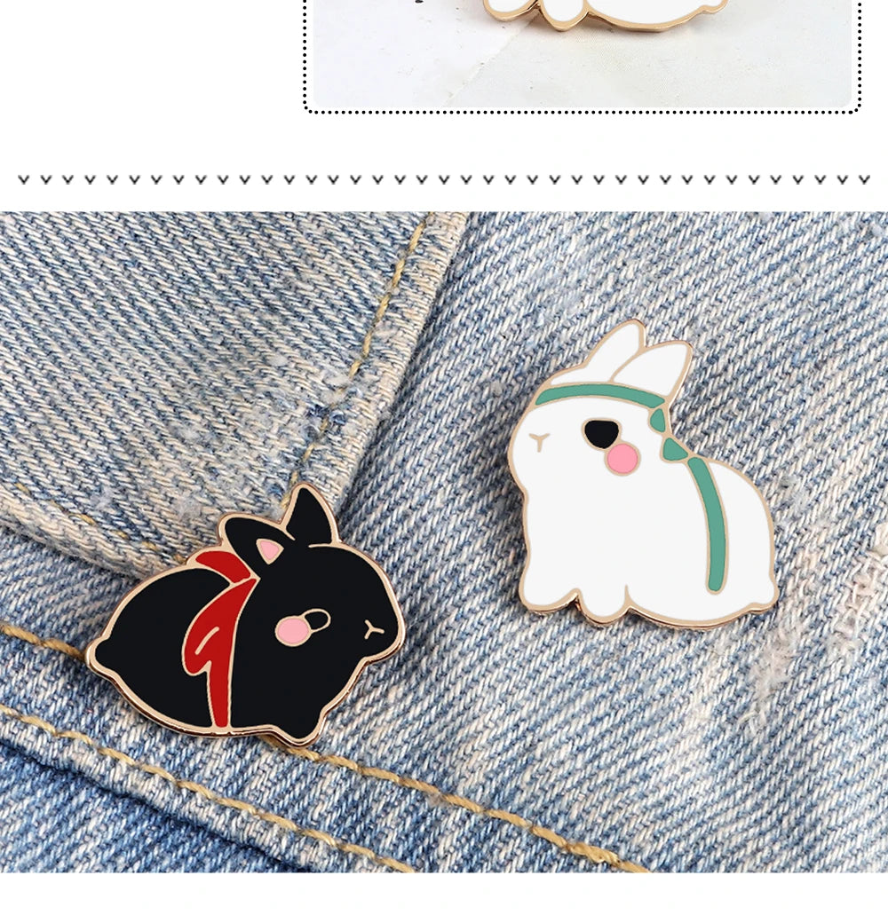 Pin's Émaillé Lapin Mignon Cartoon Noir Blanc – Broche Badge Bunny Adorable Unisexe