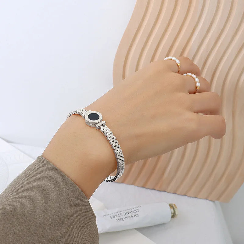Bracelet Jonc Chiffres Romains Acier Chirurgical Plaqué Or 18K – Love Letter Rome Femme