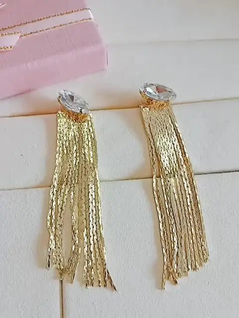 Boucles d'Oreilles Pendantes Pompons Métalliques - Longues Franges Femme - Bijoux Soirée
