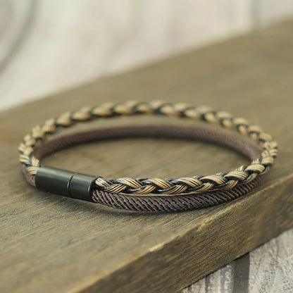 Bracelet en Cuir Tressé Fait Main pour Homme - Double Couche avec Charm en Cuivre