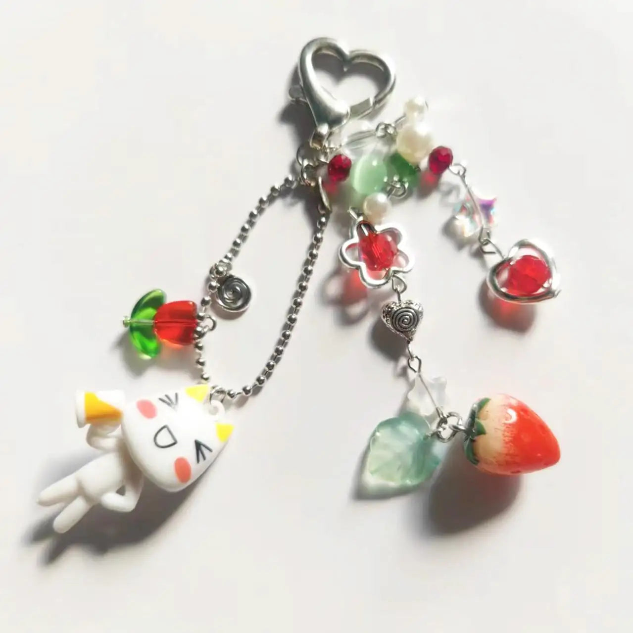 Porte-Clés Kawaii Perles Fraise Animé – Charm Sac Y2K Mignon
