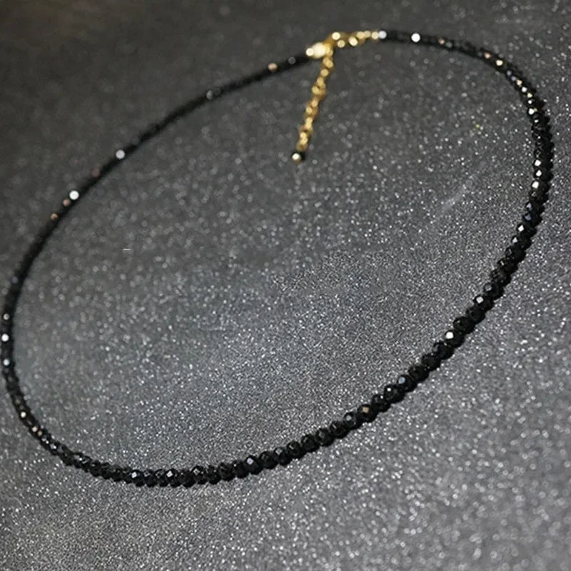 Collier Choker Perles Noires Minimaliste - Ras-du-Cou Court Élégant