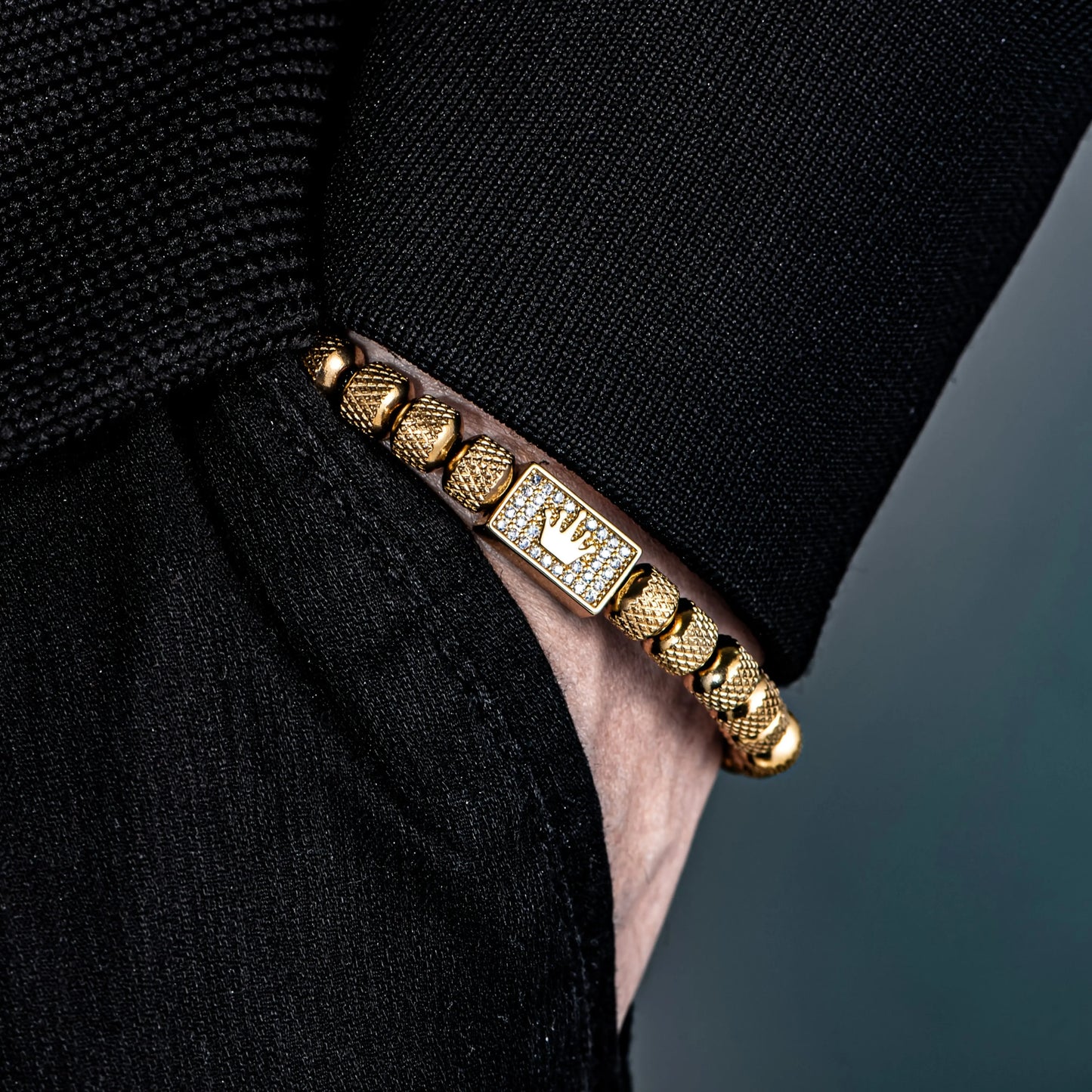 Bracelet Tressé Perle Couronne Micro-Serti – Acier Inoxydable Hommes Ajustable
