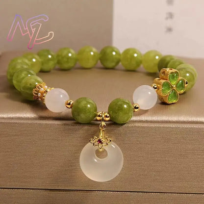 Bracelet Jade Naturel Perles Sculptées – Amulette Talisman Vintage Femme