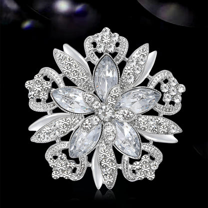 Broche Fleur Cristal Verre Luxueuse Strass – Pin's Créatif Décoration Femme